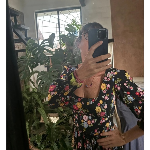 Coco Fennell Dolly dress. This is the most amazing fit and style! - Picture 2 of 3
